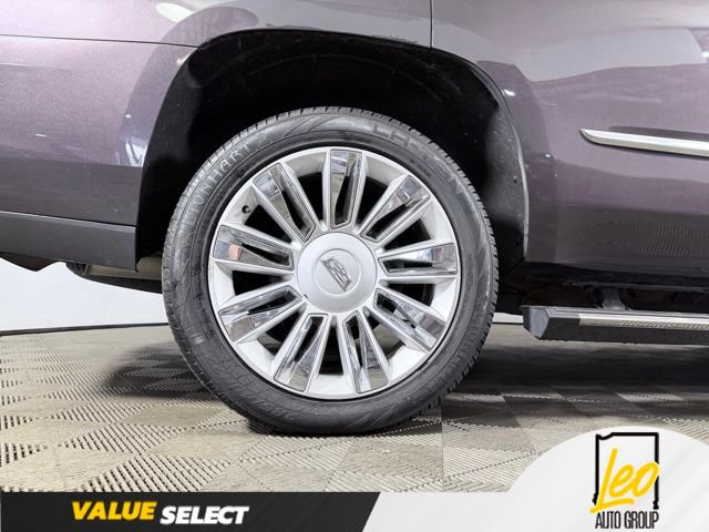 Used 2016 Cadillac Escalade Platinum AWD/4WD image 11