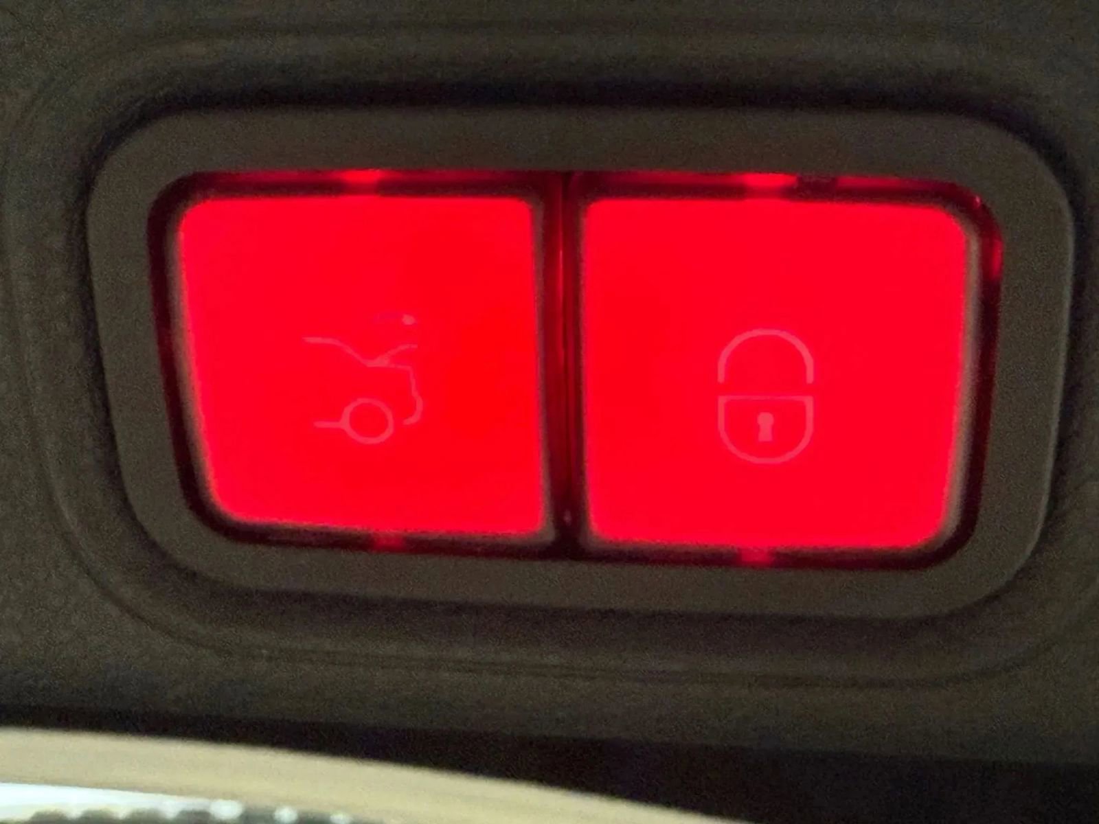 Used 2022 Mercedes-Benz E 350 Sedan w/ AMG Line Exterior image 14