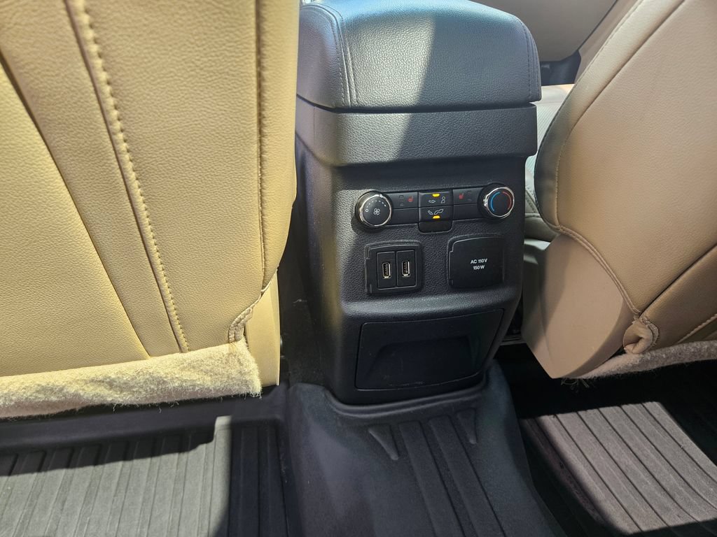 Used 2017 Ford Explorer Limited w/ Equipment Group 301A AWD/4WD image 21