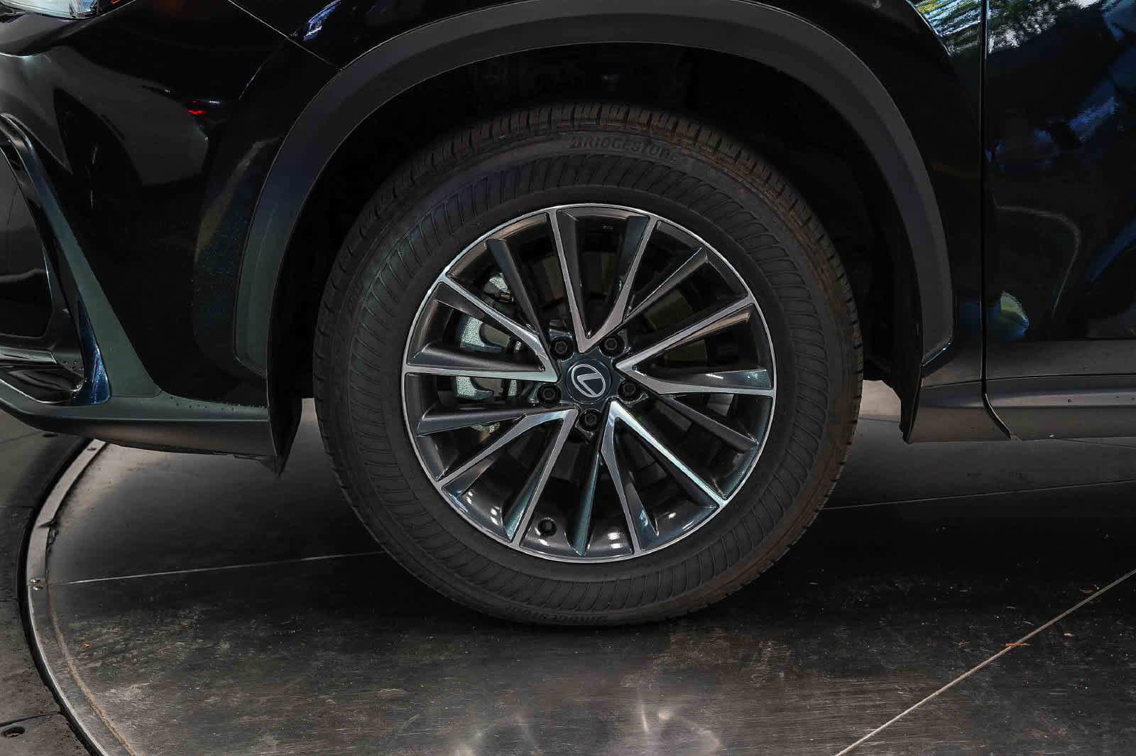 Used 2026 Lexus NX 350 AWD w/ Accessory Package (Z1) image 6