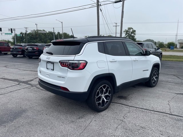Used 2024 Jeep Compass Limited image 6