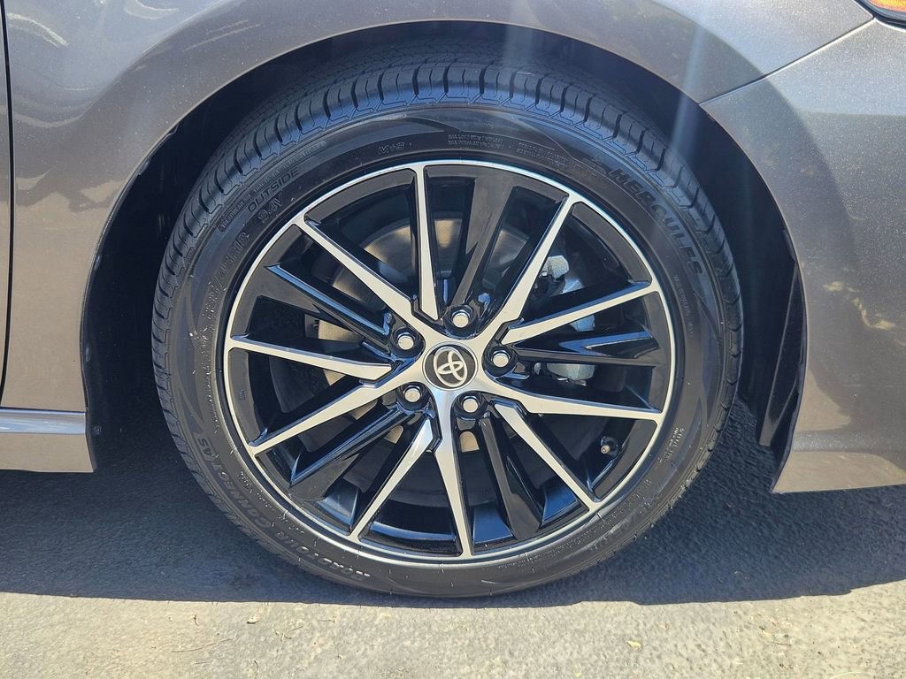 Used 2024 Toyota Camry SE FWD image 32