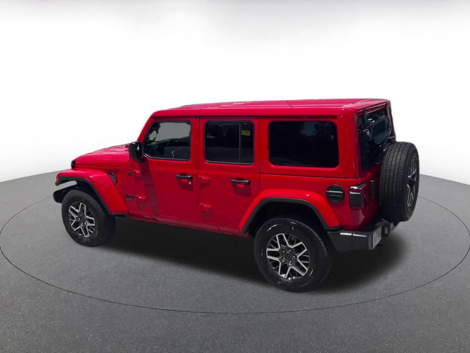 Used 2025 Jeep Wrangler Unlimited Sahara AWD/4WD image 10