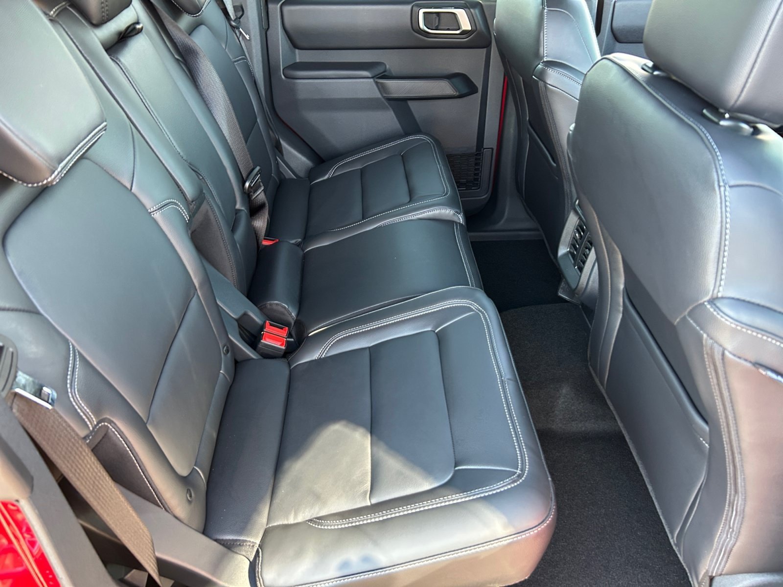 New 2026 Ford Bronco Outer Banks AWD/4WD image 18