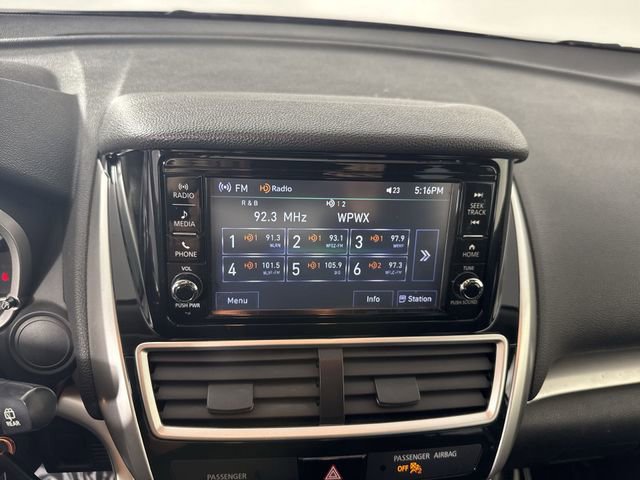 Used 2020 Mitsubishi Eclipse Cross ES image 6