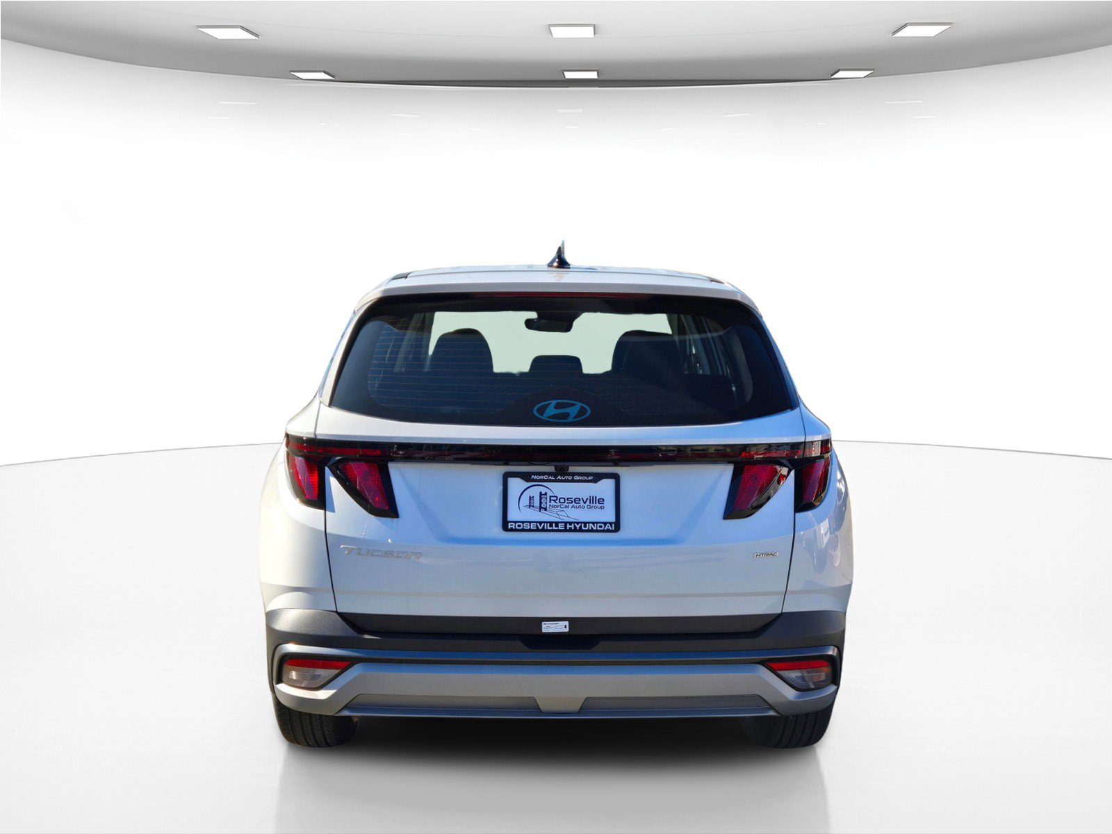 New 2026 Hyundai Tucson SE image 7