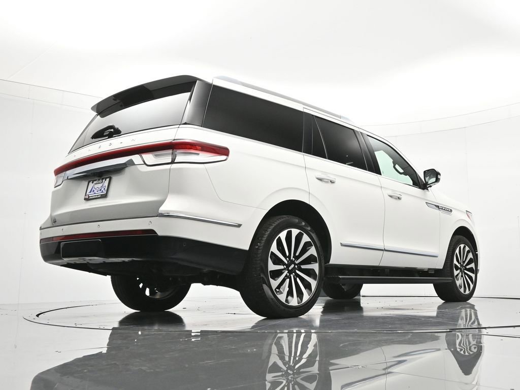 Used 2024 Lincoln Navigator Reserve image 43