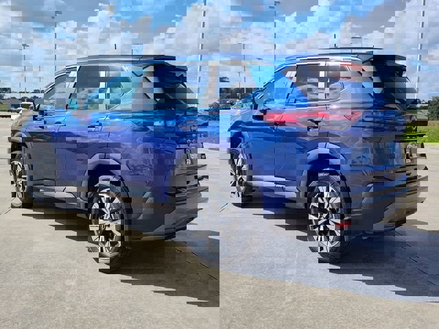 Used 2022 Nissan Rogue SV image 4