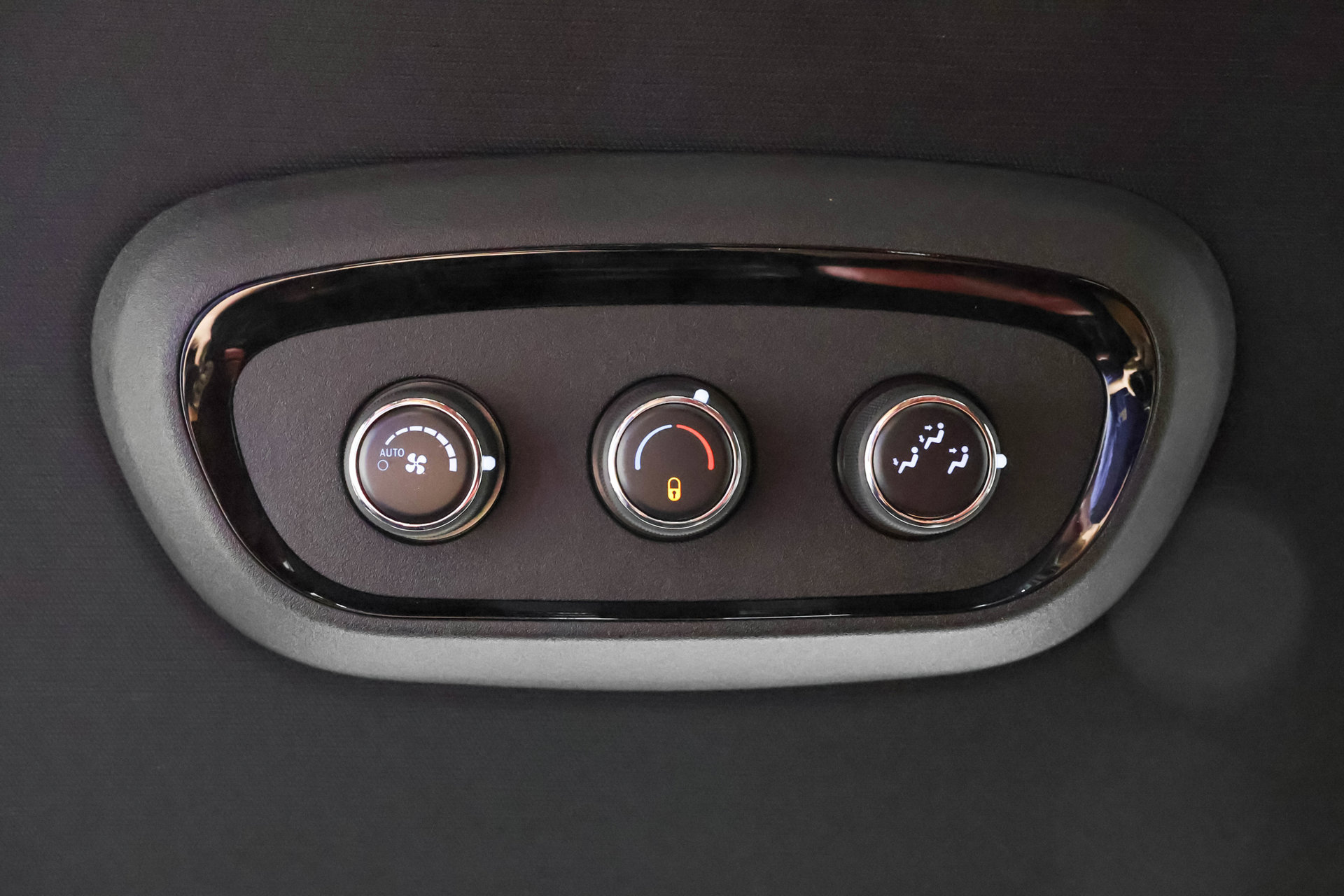 Used 2023 Dodge Durango SRT AWD/4WD image 39