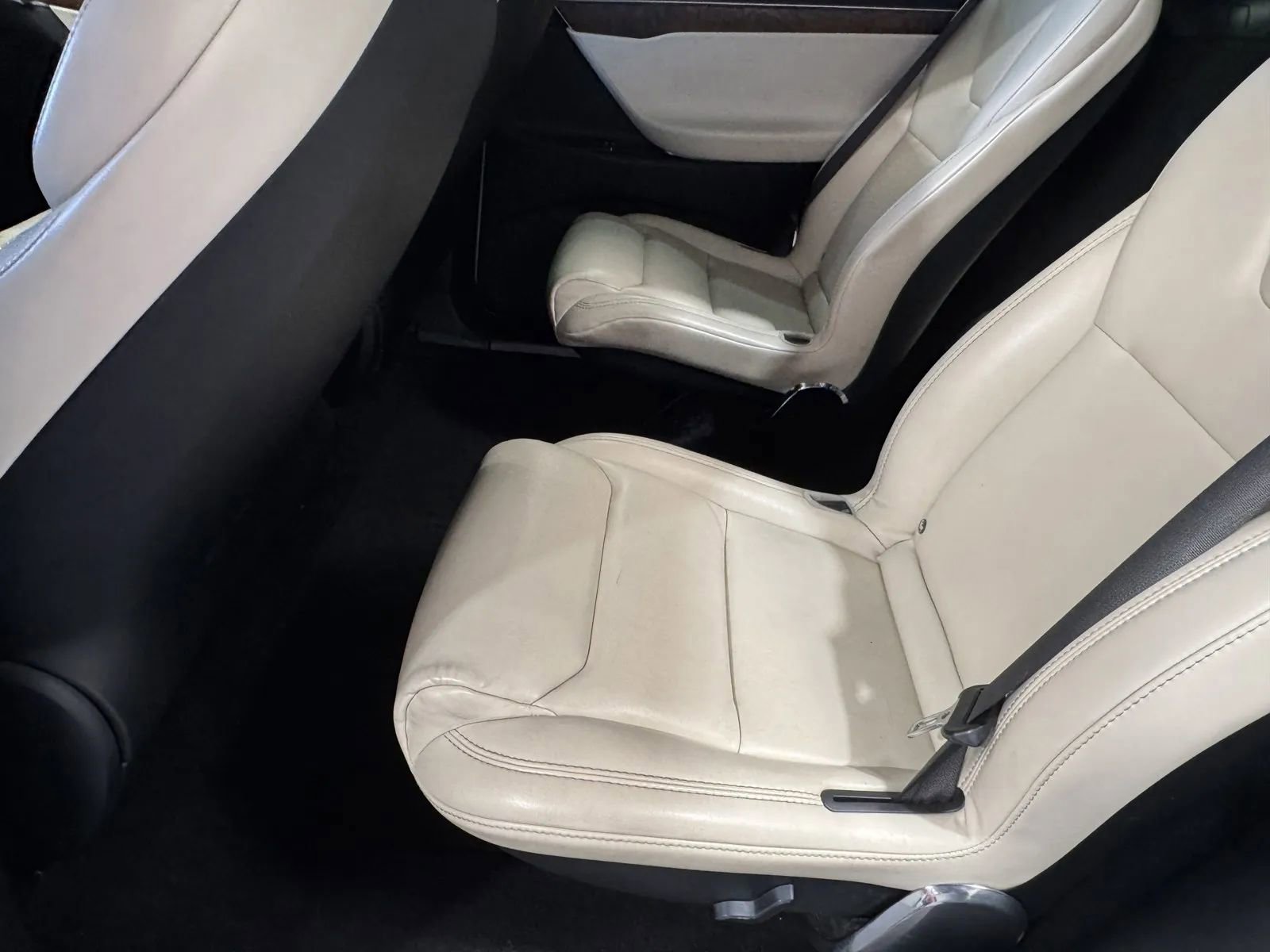 Used 2017 Tesla Model X 100D image 9