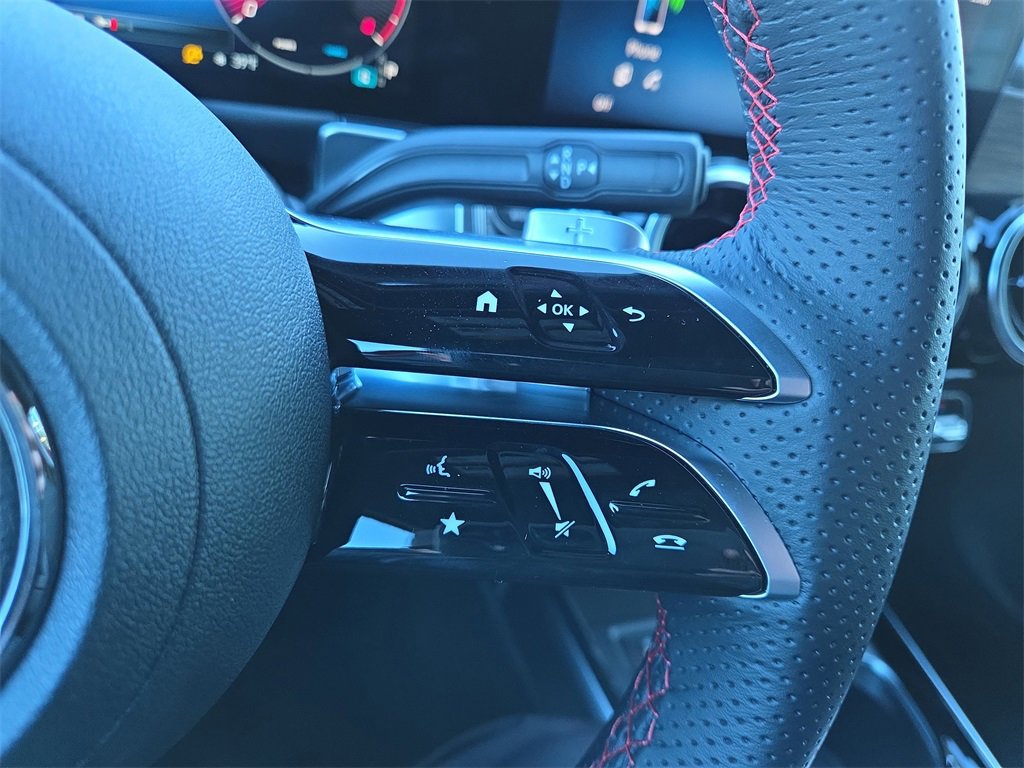 New 2026 Mercedes-Benz GLB 250 4MATIC image 21