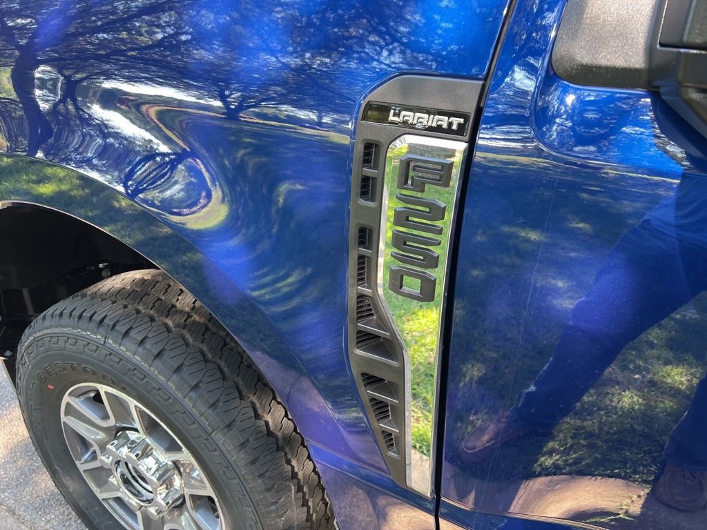 New 2026 Ford F250 Lariat w/ FX4 Off-Road Package image 45