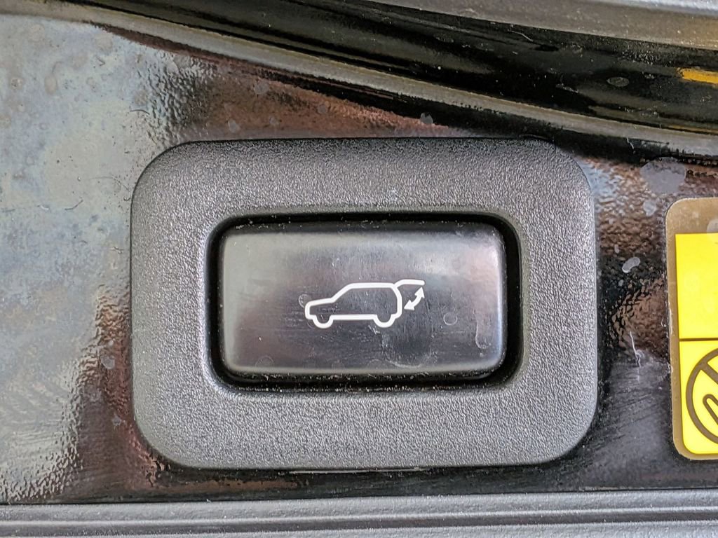 Used 2015 Lexus LX 570 4WD image 36