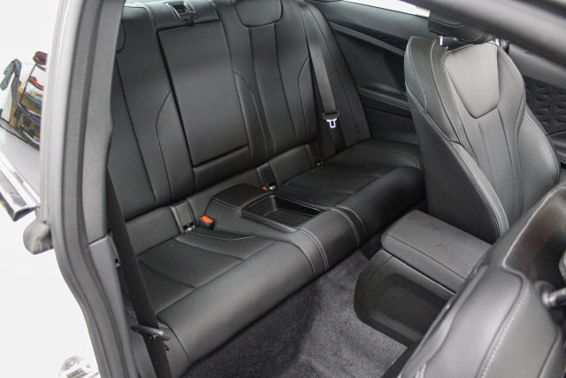 Used 2024 BMW 230i xDrive Coupe w/ Convenience Package AWD/4WD image 17