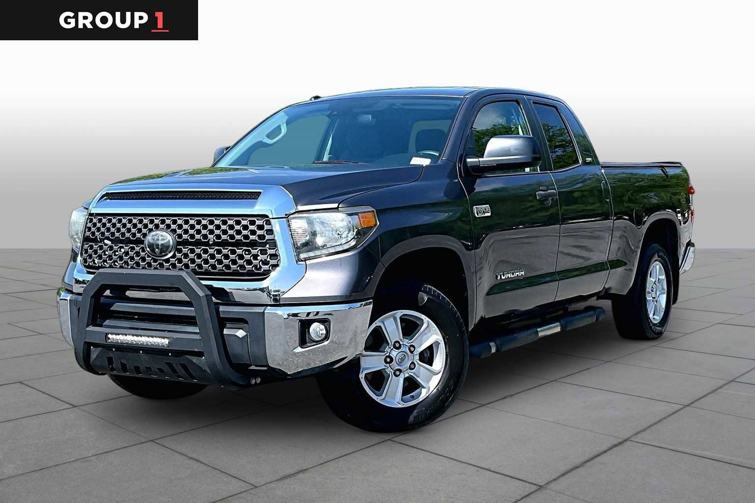 Used 2018 Toyota Tundra SR5 AWD/4WD image 1