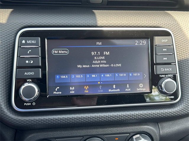 New 2025 Nissan Kicks Play S image 27