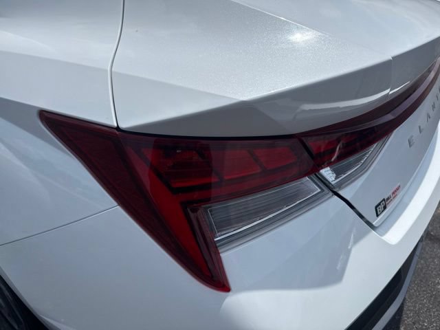 Used 2025 Hyundai Elantra SEL FWD image 10
