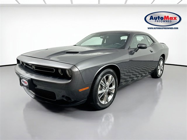 Used 2023 Dodge Challenger SXT w/ Cold Weather Group image 4