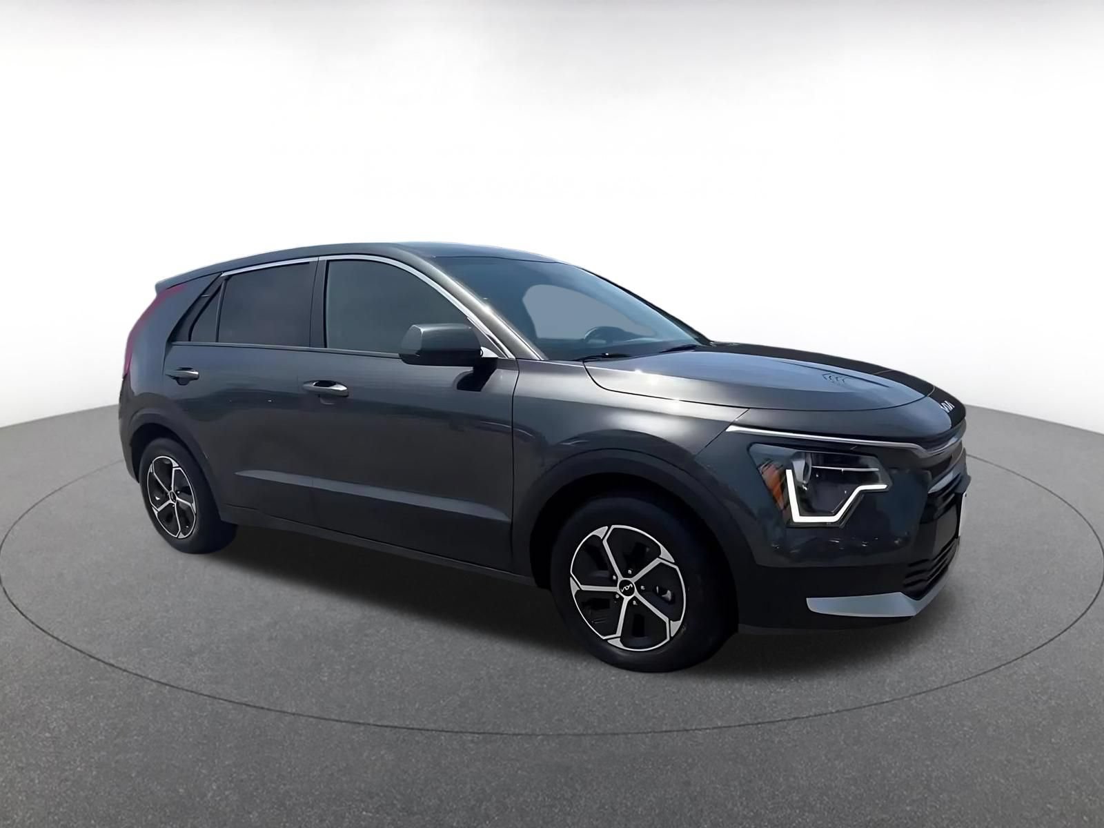 Used 2026 Kia Niro LX FWD video 2