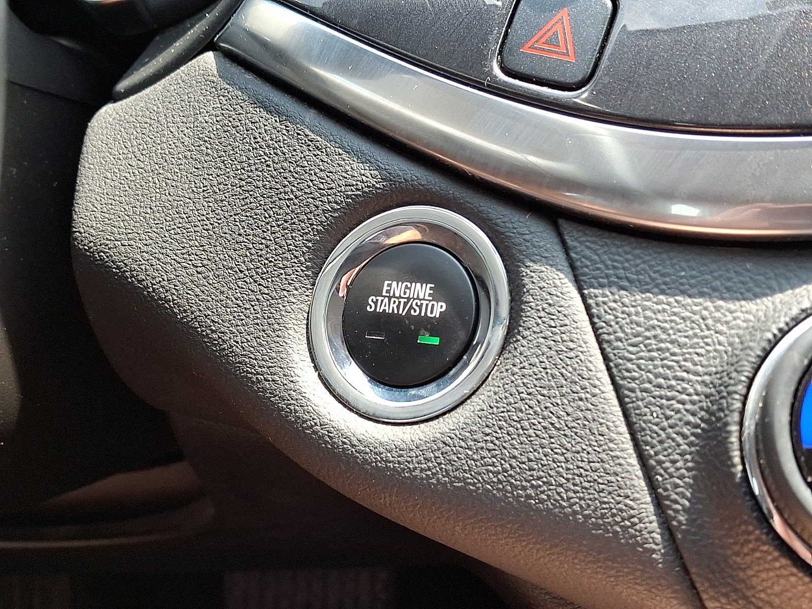 Used 2018 Chevrolet Impala LT FWD image 22