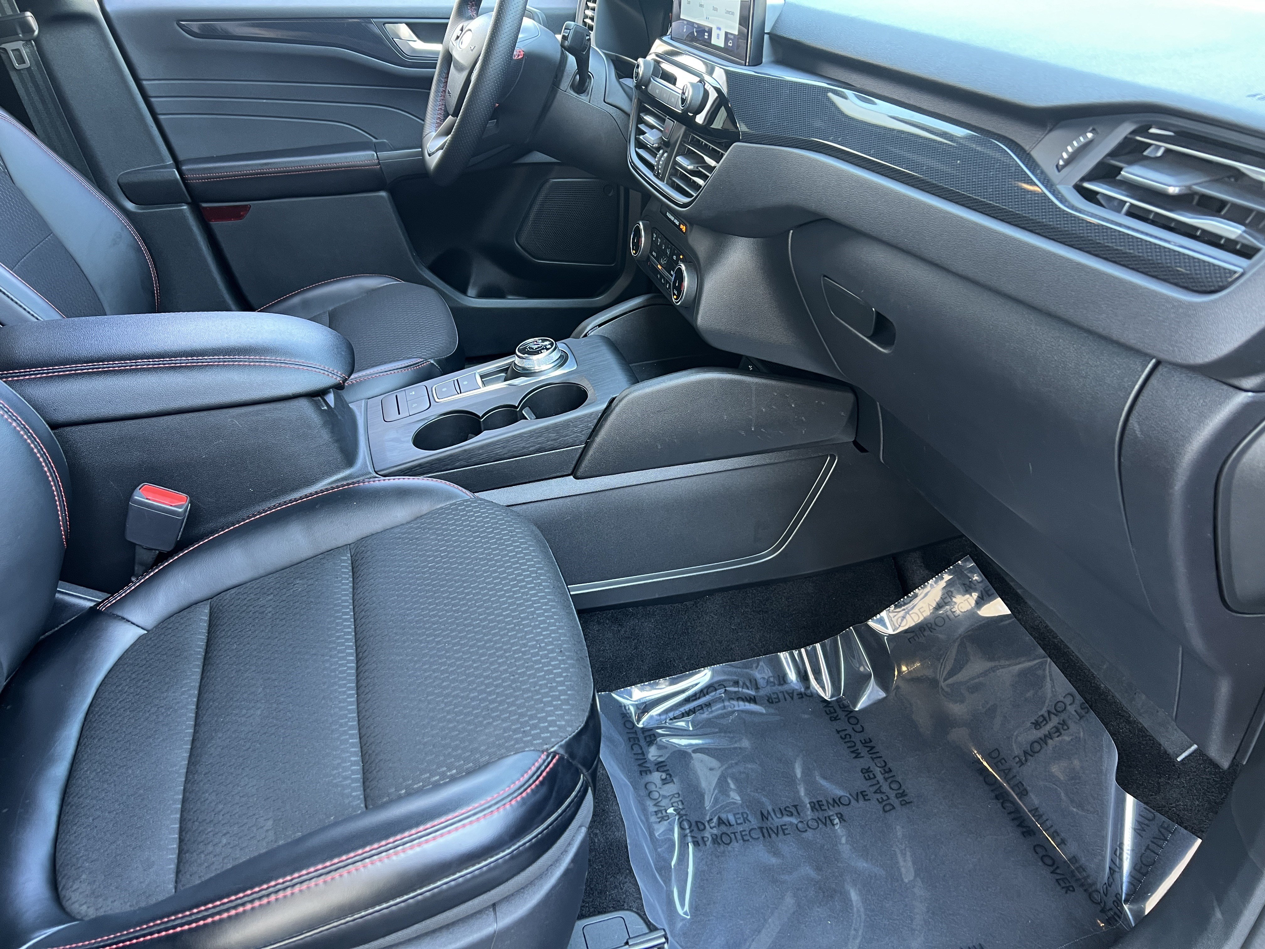 Used 2025 Ford Escape ST-Line Select AWD/4WD image 21