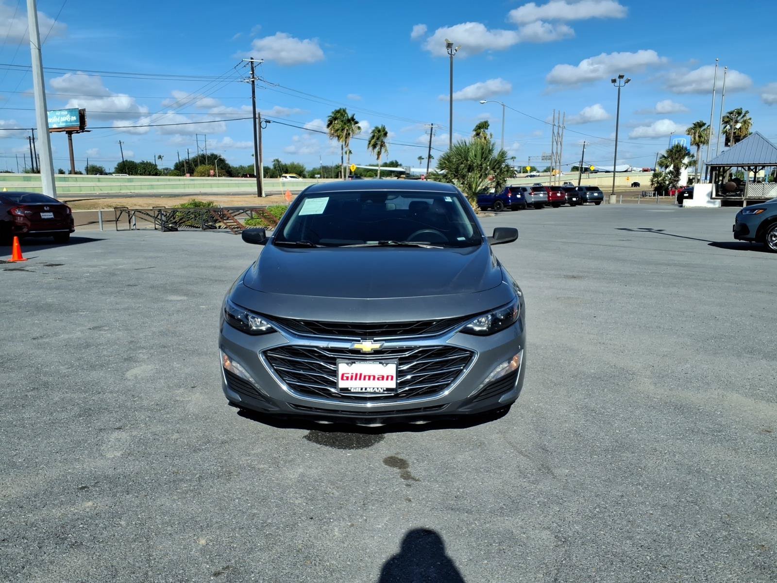 Used 2023 Chevrolet Malibu LT FWD image 3