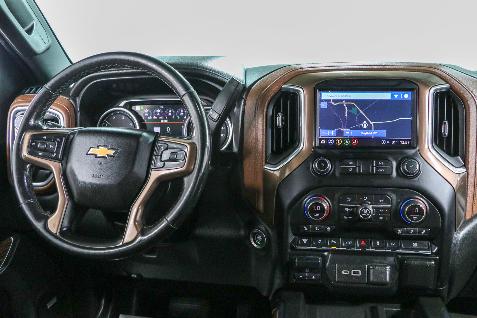 Used 2022 Chevrolet Silverado 2500 High Country AWD/4WD image 18