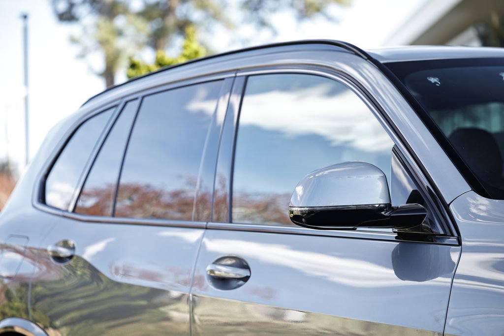 New 2026 BMW X5 sDrive40i w/ M Sport Package image 3