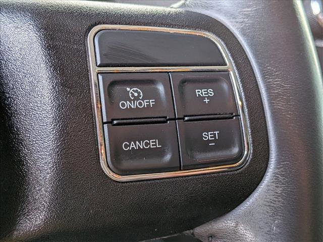 Used 2017 Jeep Wrangler Unlimited Sahara w/ Connectivity Group image 14