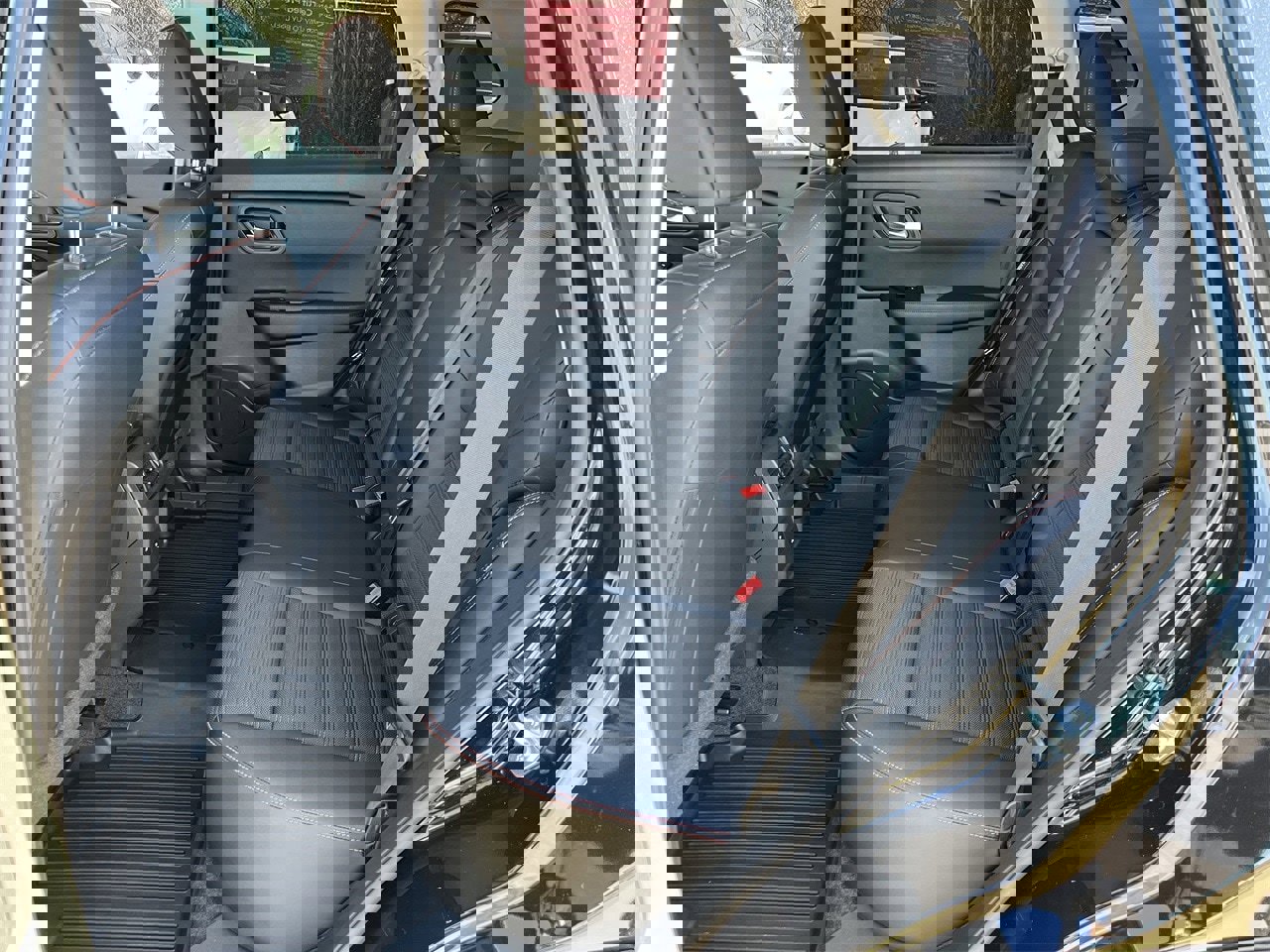 Certified 2025 Nissan Rogue SV image 24