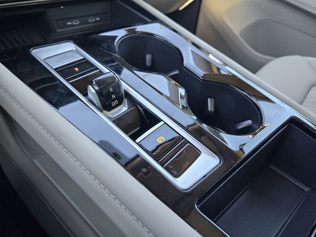 New 2026 Volkswagen Atlas SEL Premium R-Line image 17