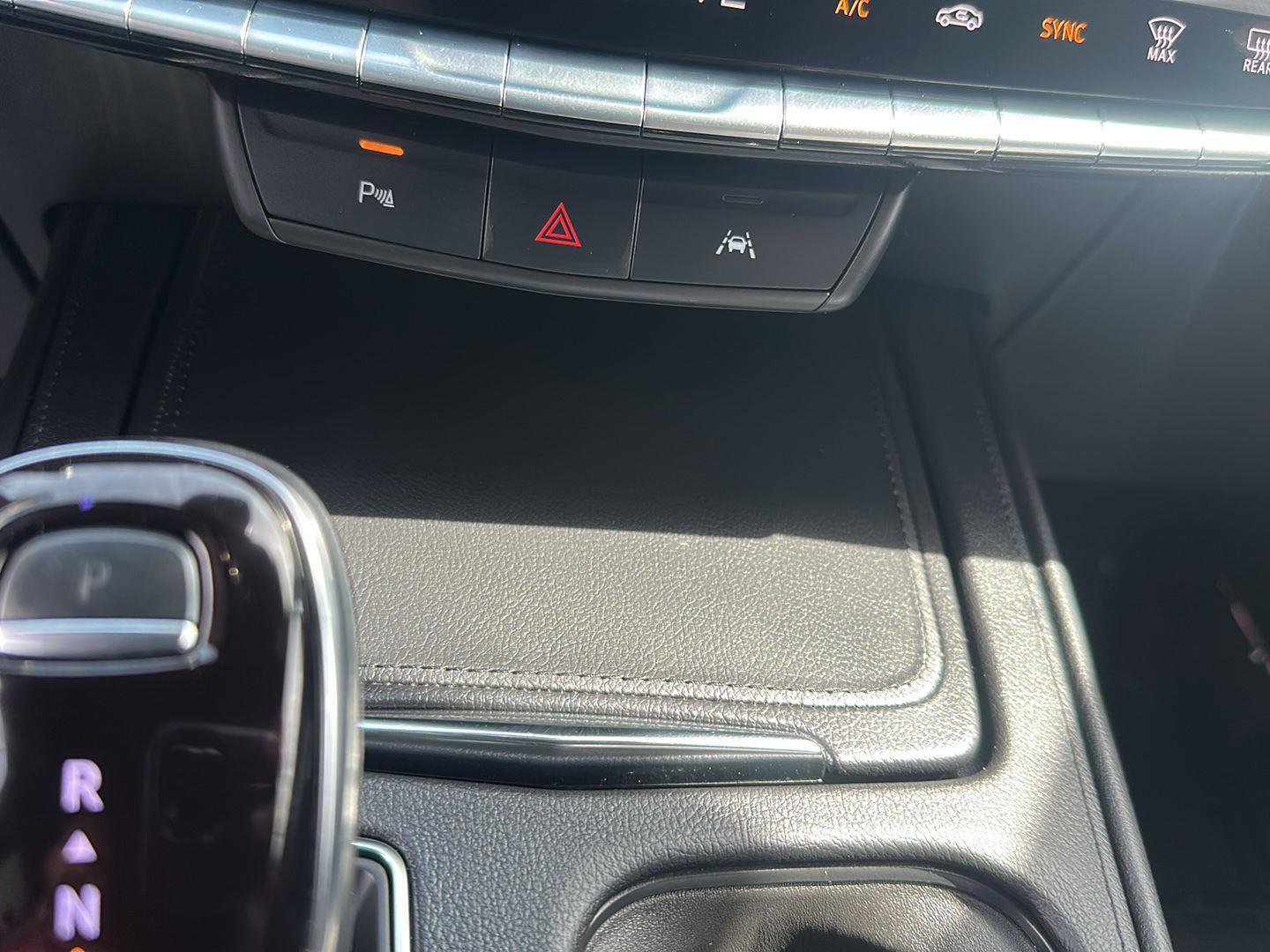 Used 2024 Cadillac XT4 Premium Luxury AWD/4WD image 16