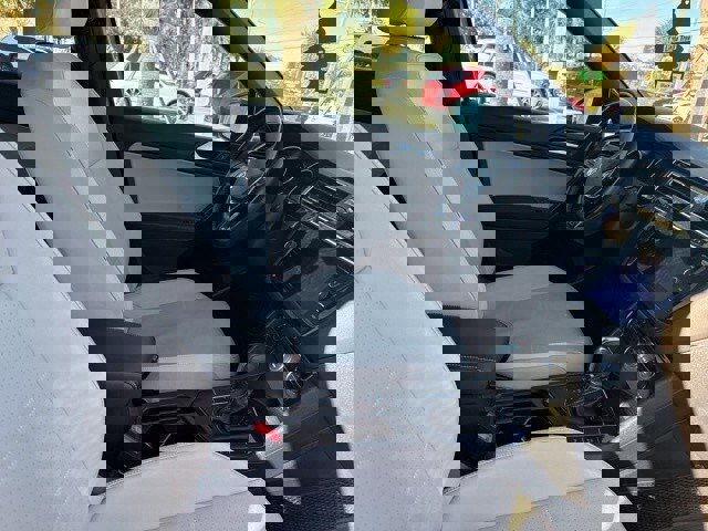 Certified 2021 Volkswagen Tiguan SE R-Line image 13