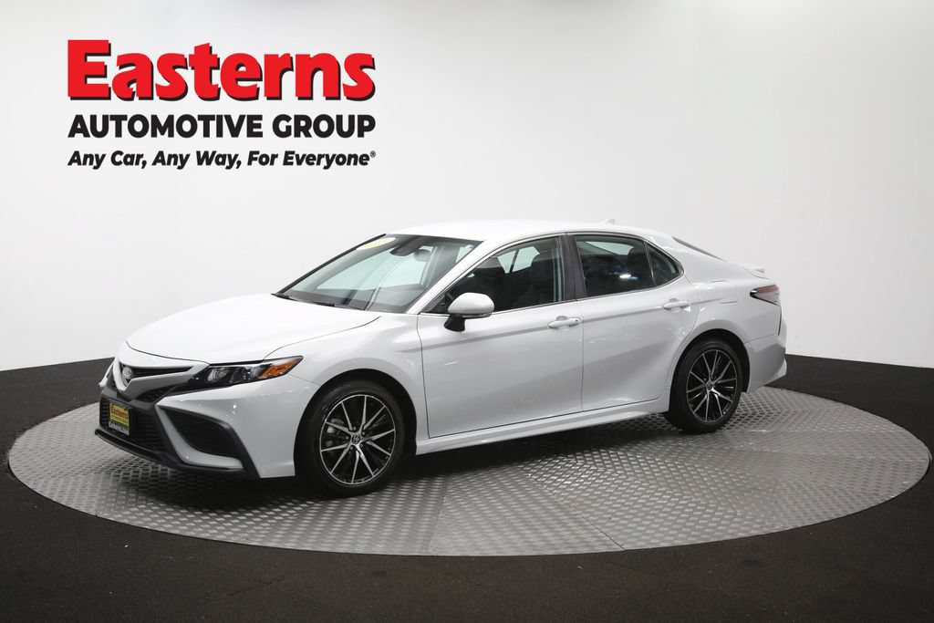 Used 2024 Toyota Camry SE w/ Cold Weather Package FWD image 55