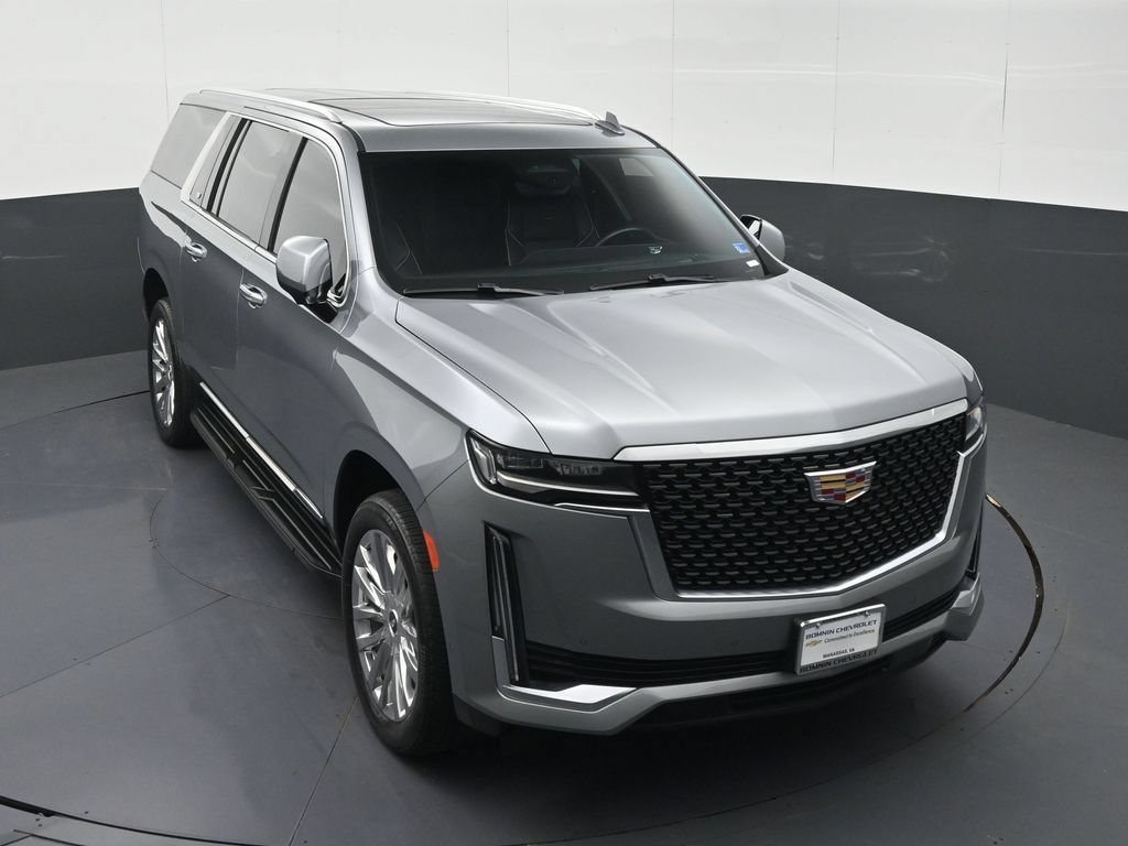 Used 2024 Cadillac Escalade ESV Premium Luxury AWD/4WD image 37