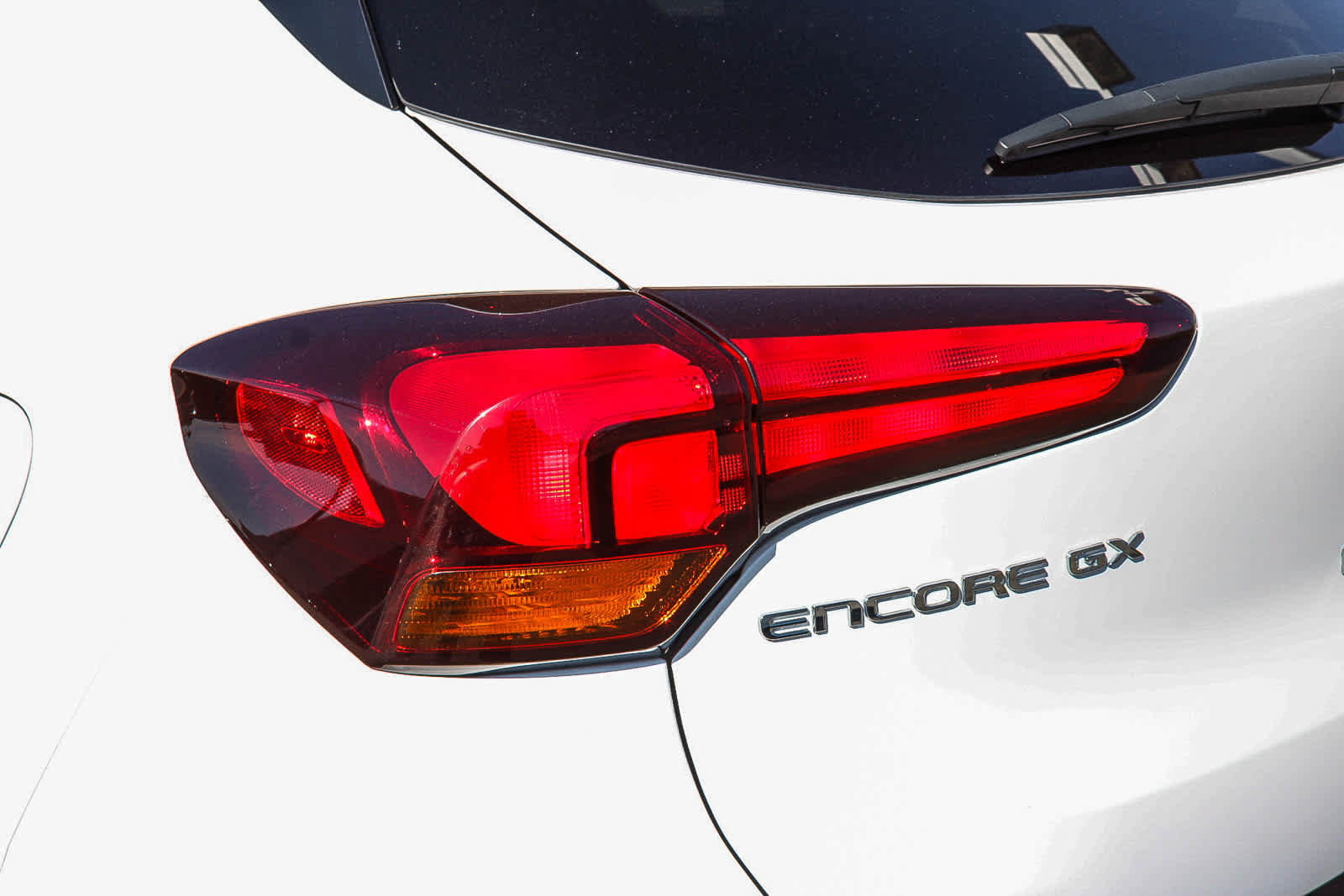Used 2025 Buick Encore GX Preferred FWD image 9
