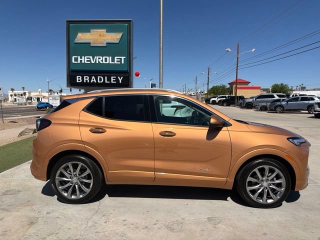 Used 2026 Buick Encore GX Avenir w/ Avenir Technology Package FWD image 2