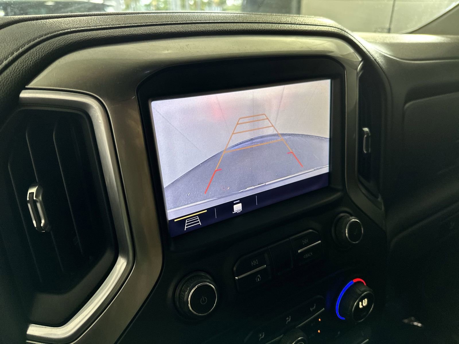 Used 2019 Chevrolet Silverado 1500 LT w/ All-Star Edition image 21