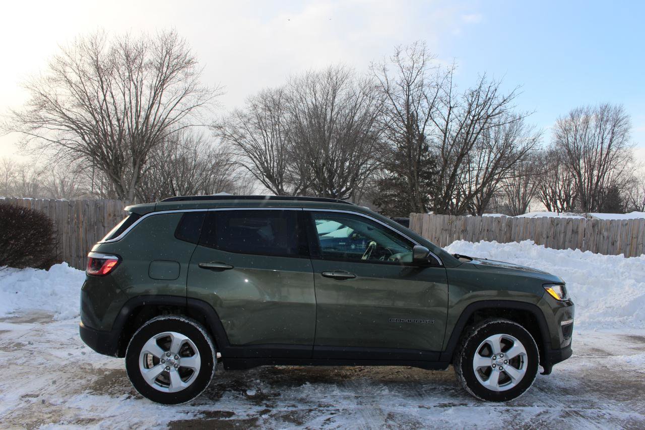 Used 2020 Jeep Compass Latitude w/ Popular Equipment Group image 11