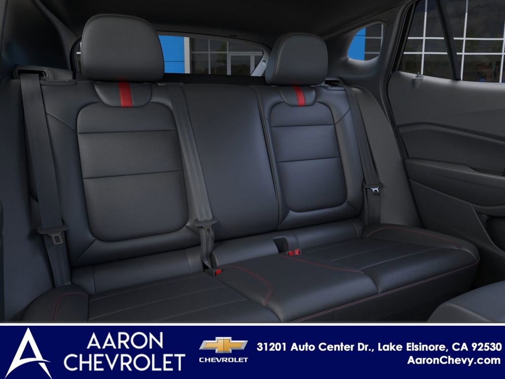 New 2025 Chevrolet Trax RS w/ Sunroof Package image 17