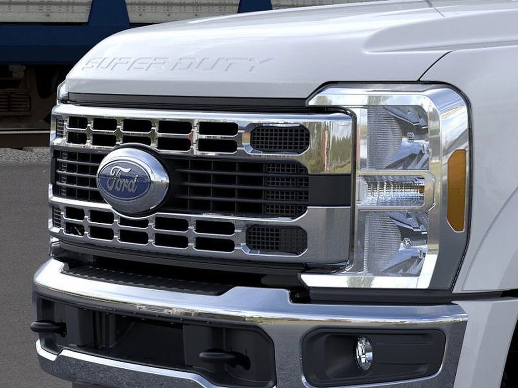 New 2026 Ford F450 XLT image 17