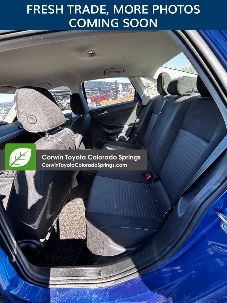 Used 2023 Volkswagen Jetta S image 10