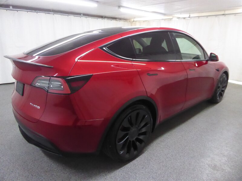 Used 2021 Tesla Model Y Performance AWD/4WD image 5
