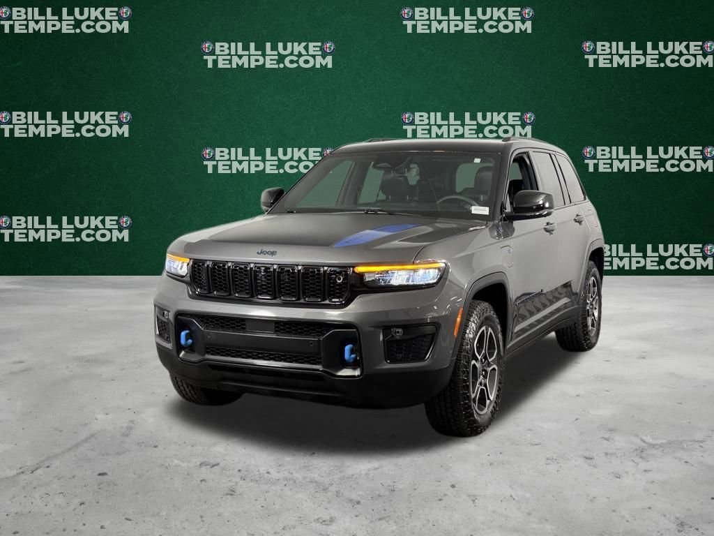 Used 2023 Jeep Grand Cherokee Trailhawk w/ Advanced Protech Group II image 4