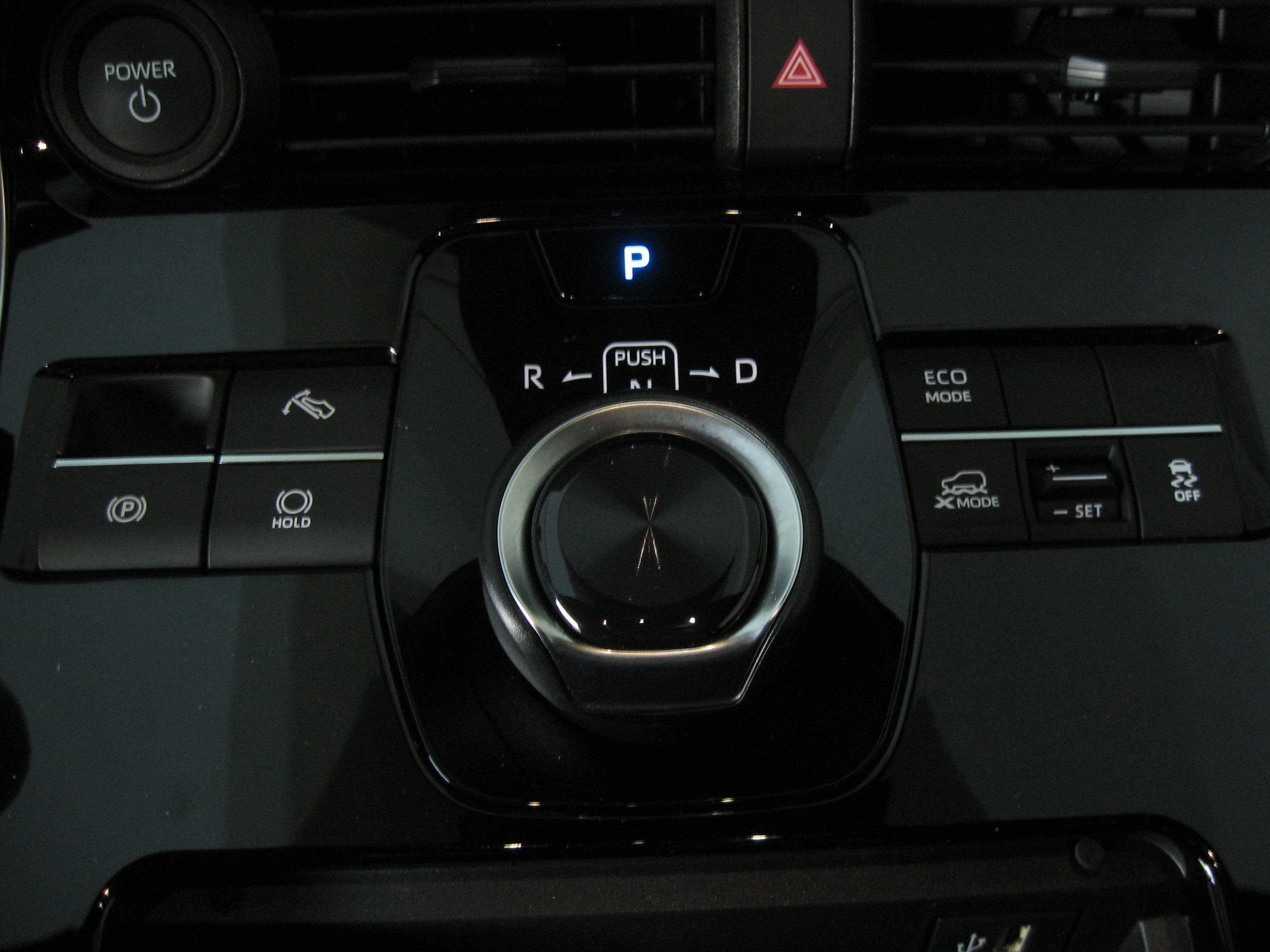 Used 2024 Toyota bZ4X AWD image 18