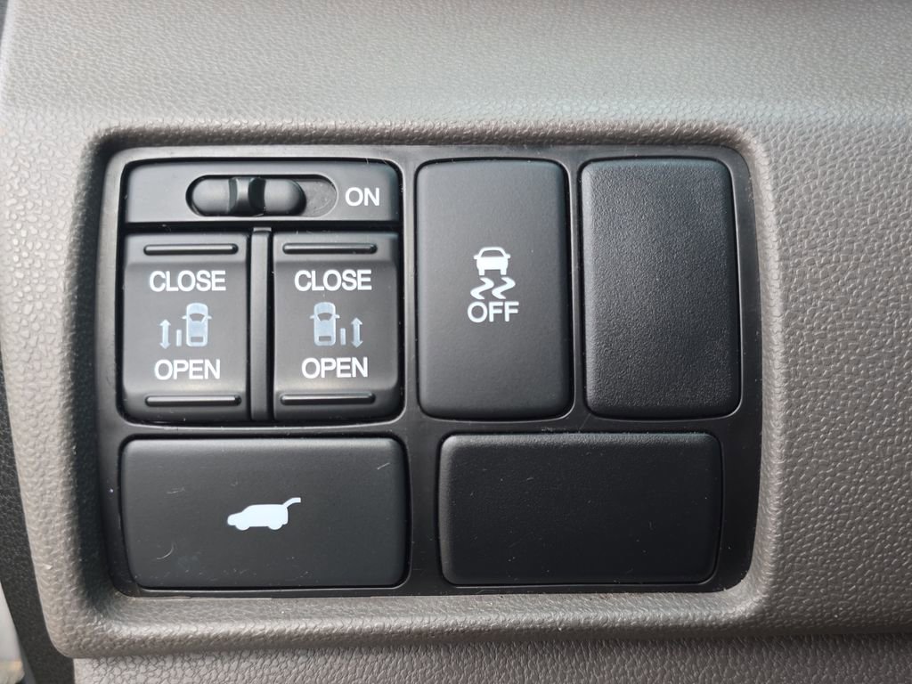 Used 2012 Honda Odyssey EX-L image 29