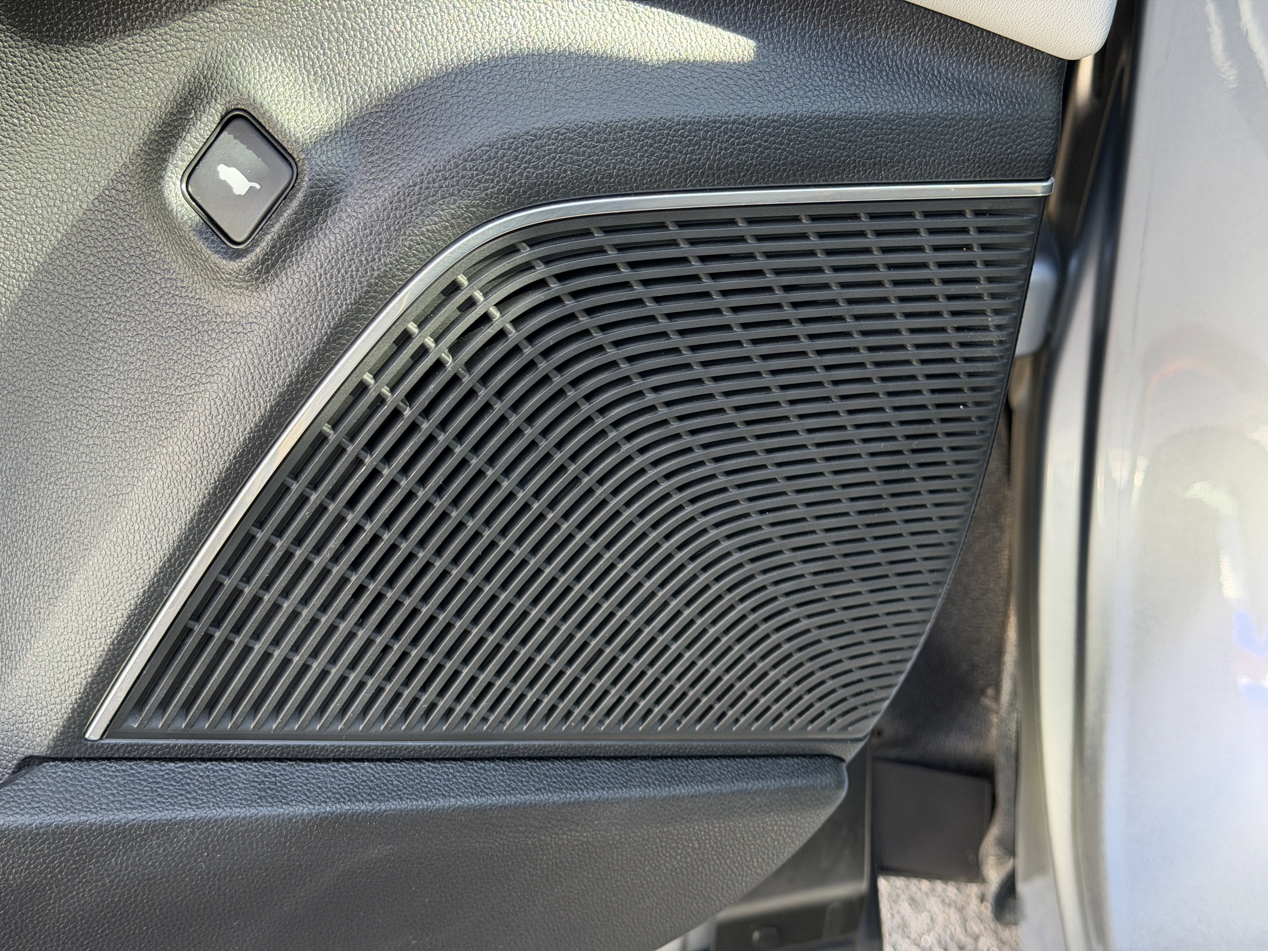 Used 2023 Acura MDX FWD w/ Technology Package image 20