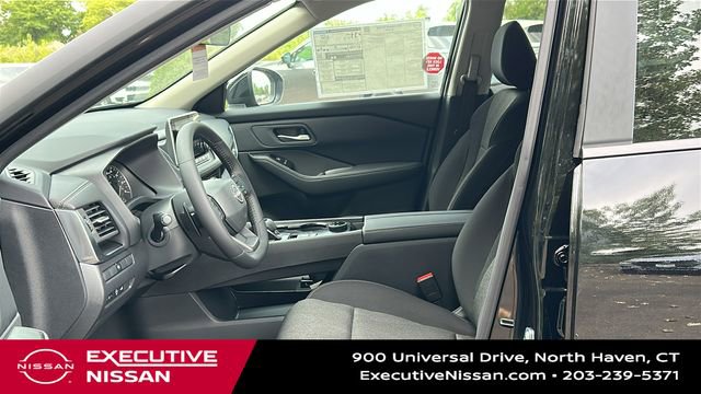 New 2026 Nissan Rogue SV image 10