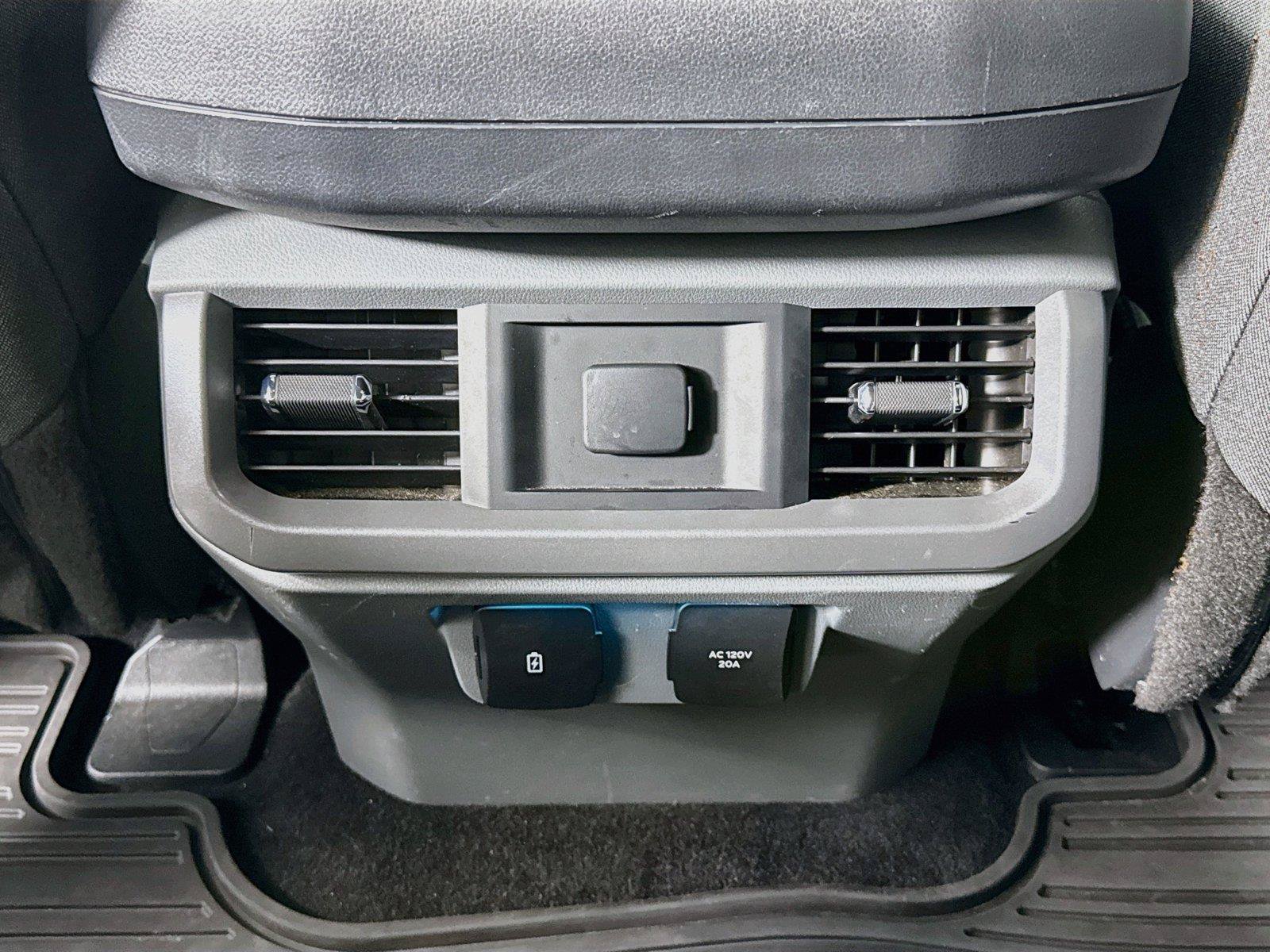 Used 2023 Ford F150 Lightning XLT AWD/4WD image 29