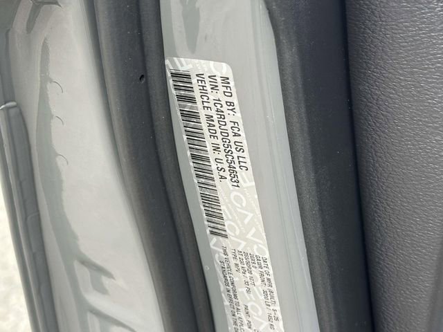 Used 2025 Dodge Durango GT AWD/4WD image 12